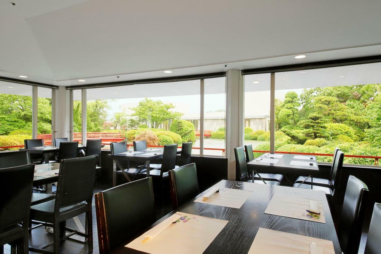 Hotel Garden Palace Kumagaya Exterior foto